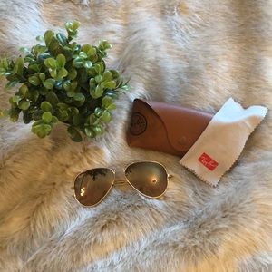 Rose Gold Rayban Aviators